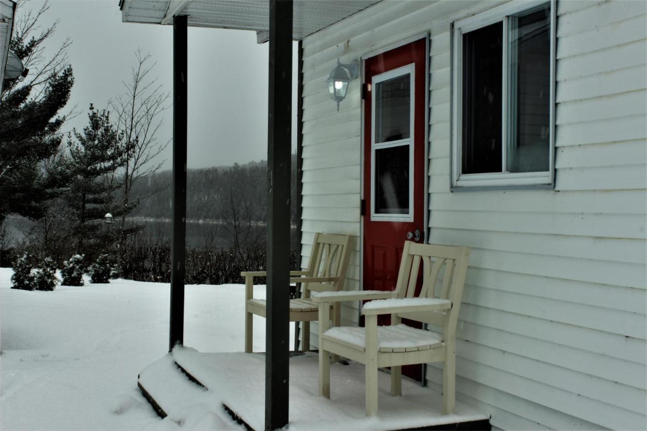 Chalet Au Bord Du St-Maurice ลาทูค ภายนอก รูปภาพ